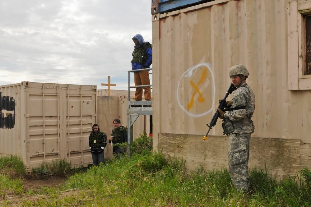 File photo of soldiers training during Exercise Maple Resolve at CFB Wainwright, Alberta, Canada