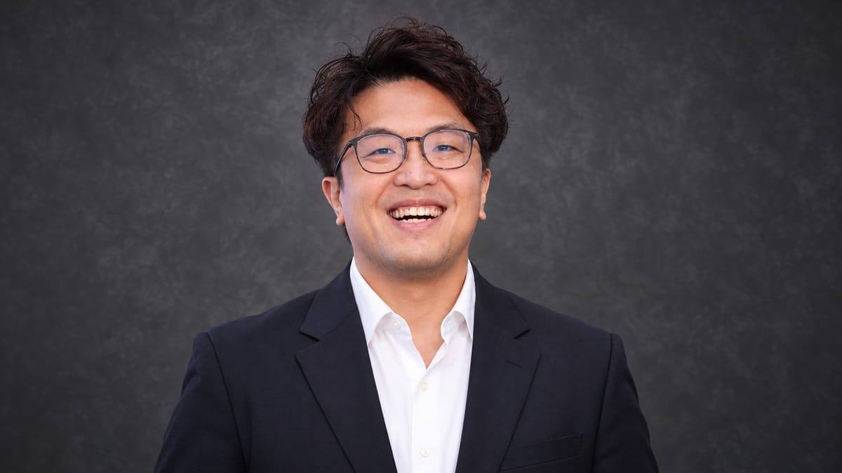 Taipei mayoral candidate Puma Shen (file photo)