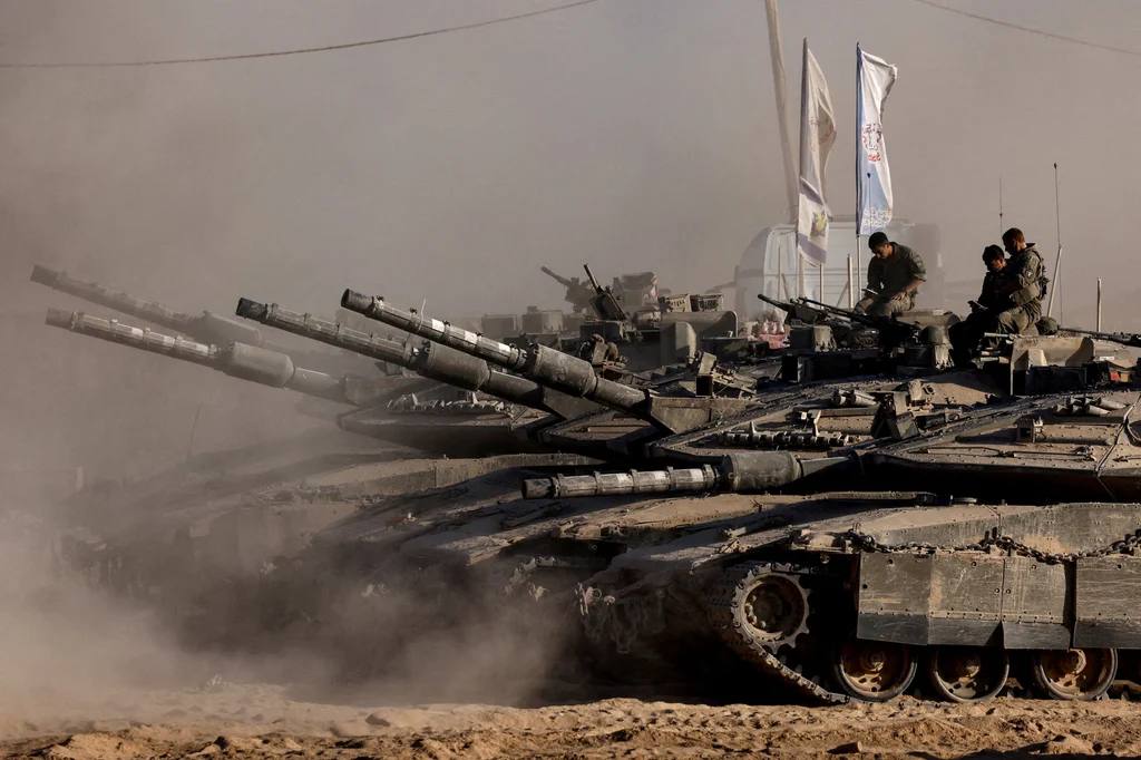 Israeli tanks and soldiers near the Gaza border (file photo)