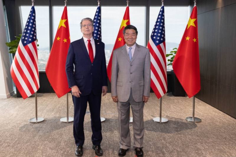 Chinese and US trade officials at the Kuala Lumpur talks where the two sides reached a preliminary framework ahead of the Trump-Xi meeting in South Korea
