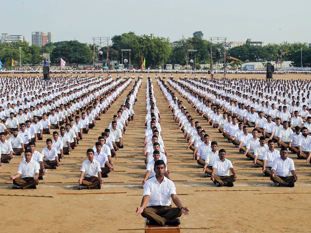 Rows of RSS swayamsevaks seated on the ground at the Vijayadashami gathering in Nagpur (file photo)