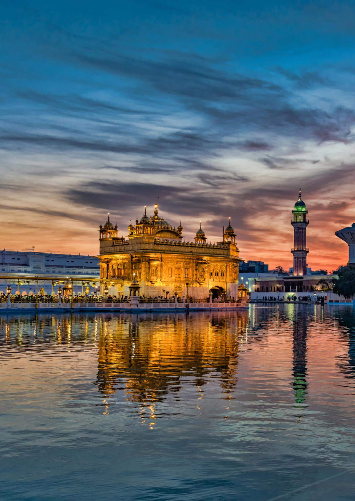 Sri Harmandir Sahib (Golden Temple), Amritsar, at dusk