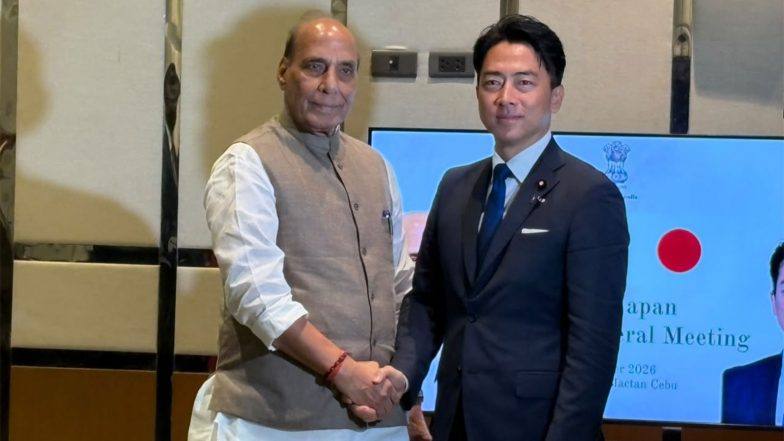 Defence Minister Rajnath Singh shaking hands with Japanese Defence Minister Shinjiro Koizumi at their bilateral meeting in Cebu