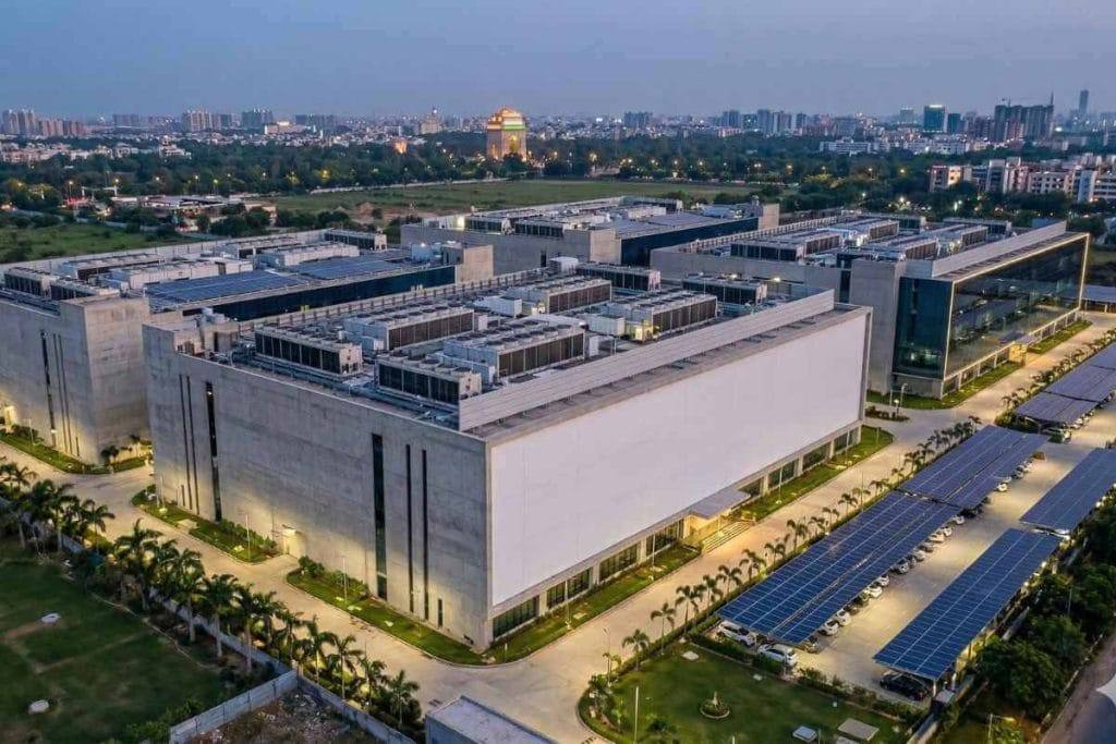 A modern data centre building in India — data centres took 52 per cent of institutional real estate investment in Q3 2026